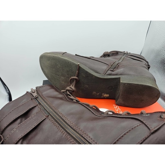 Guess Women's Dark Brown Boot Bootie Size 10M Barb Style - Picture 5 of 14